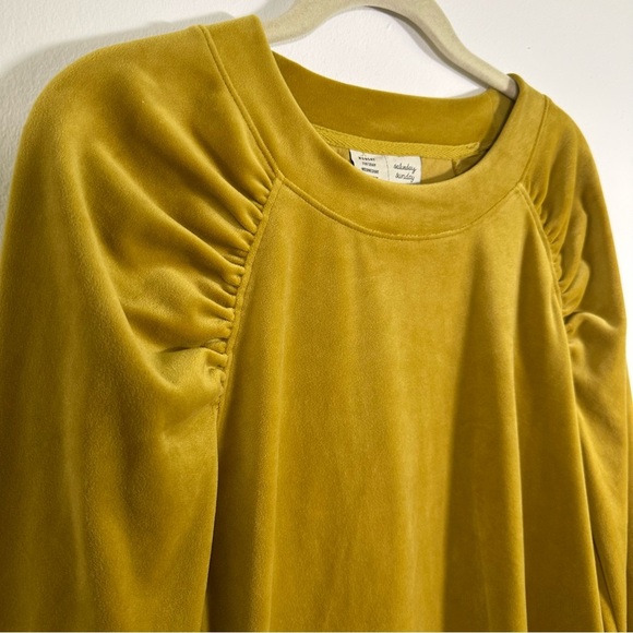 Saturday/Sunday Anthropologie Kamira Ruched Sweatshirt Marigold Velour Size XS - Picture 5 of 10